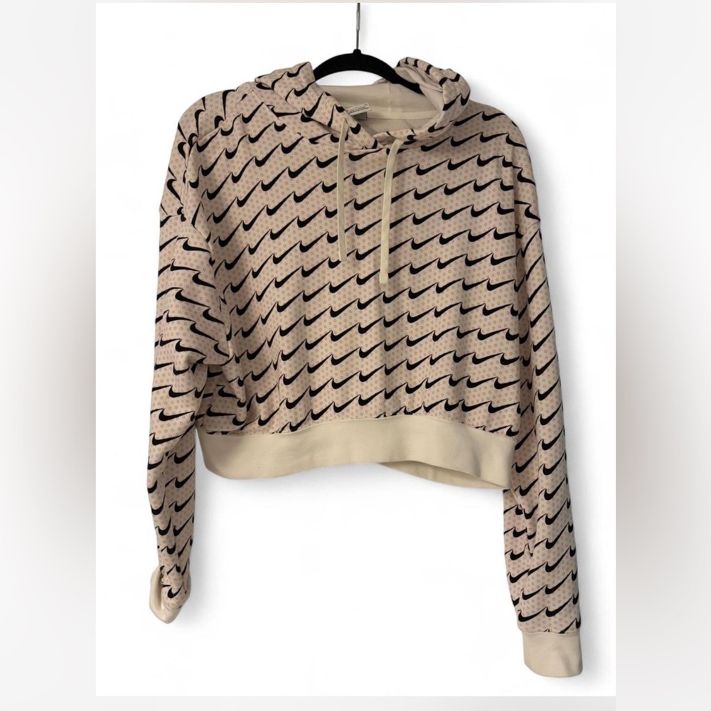 Nike Women's Beige and Black Patterned Hoodie